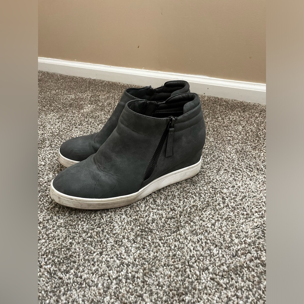 Grey Booties - Picture 4 of 4
